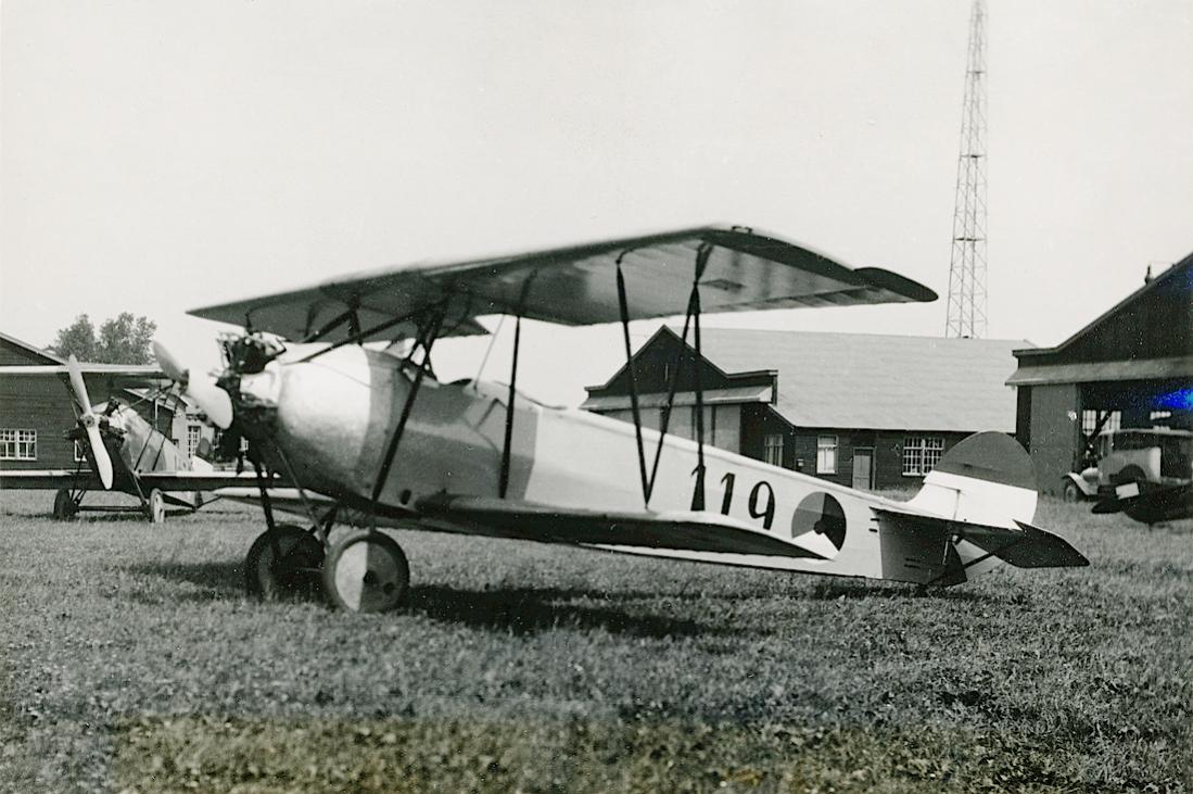 Naam: Foto 125. '119'. Fokker S.IV (2e geleverde serie). 1100 breed.jpg
Bekeken: 1140
Grootte: 117,0 KB