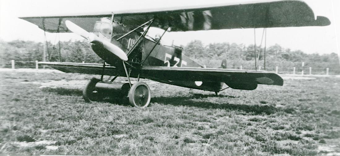 Naam: Foto 126. '535'. Fokker C.I. 1100 breed.jpg
Bekeken: 1096
Grootte: 93,3 KB