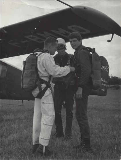 Naam: Parachutespringen Moulins.jpg
Bekeken: 462
Grootte: 63,8 KB