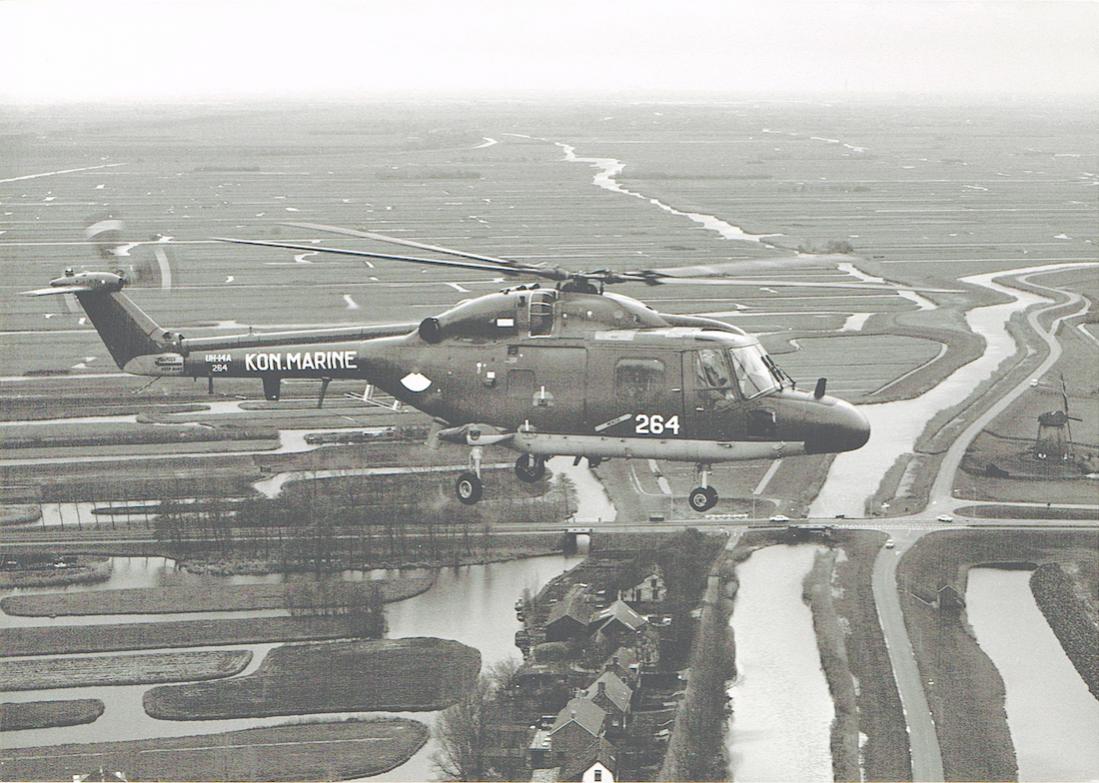 Naam: #372. '264'. Westland Lynx Mk.25 (UH-14A) boven Nederlands landschap. 1100 breed.jpg
Bekeken: 1199
Grootte: 127,6 KB