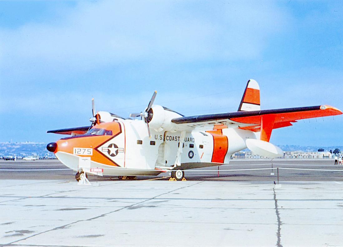 Naam: Foto 770. 1275 (MSN 323). Grumman (Model G-64) UF-1G Albatross, redesignated HU-16E in 1962. 110.jpg
Bekeken: 409
Grootte: 82,2 KB