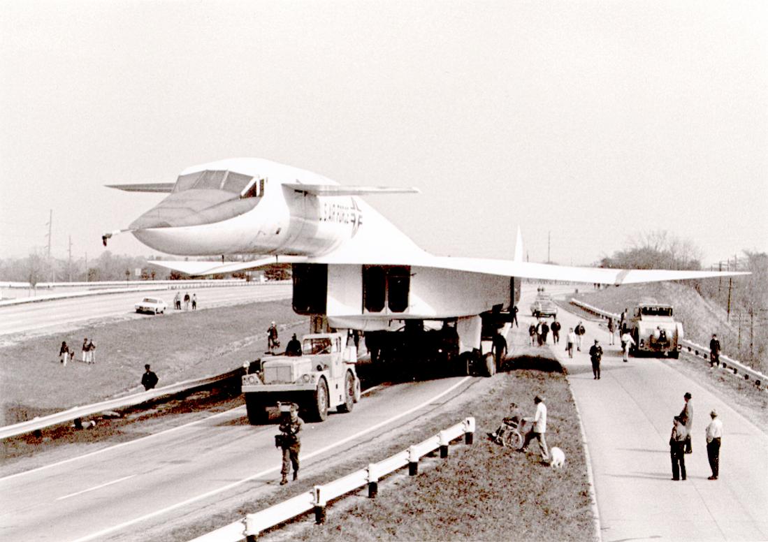 Naam: Foto 783. North American XB-70 Valkyrie. 1100 breed.jpg
Bekeken: 588
Grootte: 107,5 KB