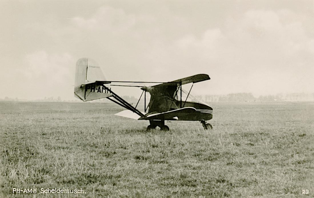 Naam: Kaart 852. PH-AMH. De Schelde Scheldemusch. 10.05.40 vernield. 1100 breed.jpg
Bekeken: 440
Grootte: 99,6 KB