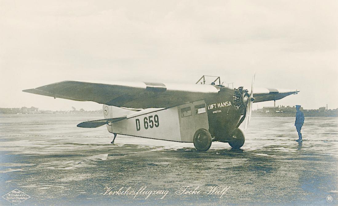 Naam: Foto 497. D-659. FW A16b : later A16c. 1100 breed.jpg
Bekeken: 921
Grootte: 92,3 KB