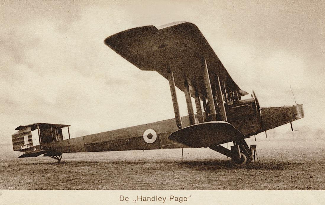 Naam: Kaart 862. ELTA 1919. De %22Handley-Page%22. 1100 breed.jpg
Bekeken: 519
Grootte: 129,7 KB