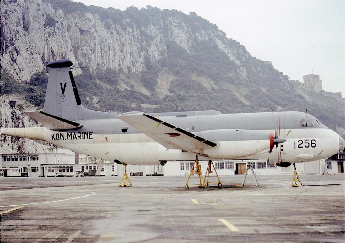 Naam: #396. '256'. Breguet BR 1150 Atlantic (SP-13A) Volgens mij te Gibraltar. 1100 breed.jpg
Bekeken: 537
Grootte: 134,0 KB