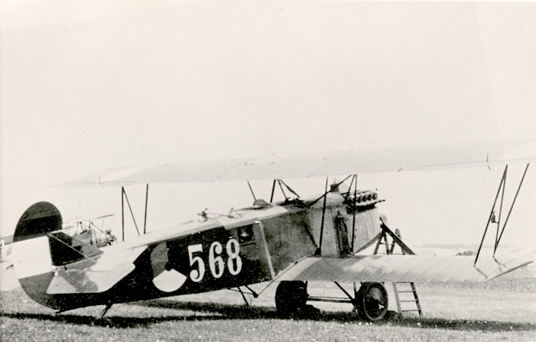 Naam: Foto 145. '568'. Fokker C.IV. 1100 breed.jpg
Bekeken: 774
Grootte: 71,6 KB