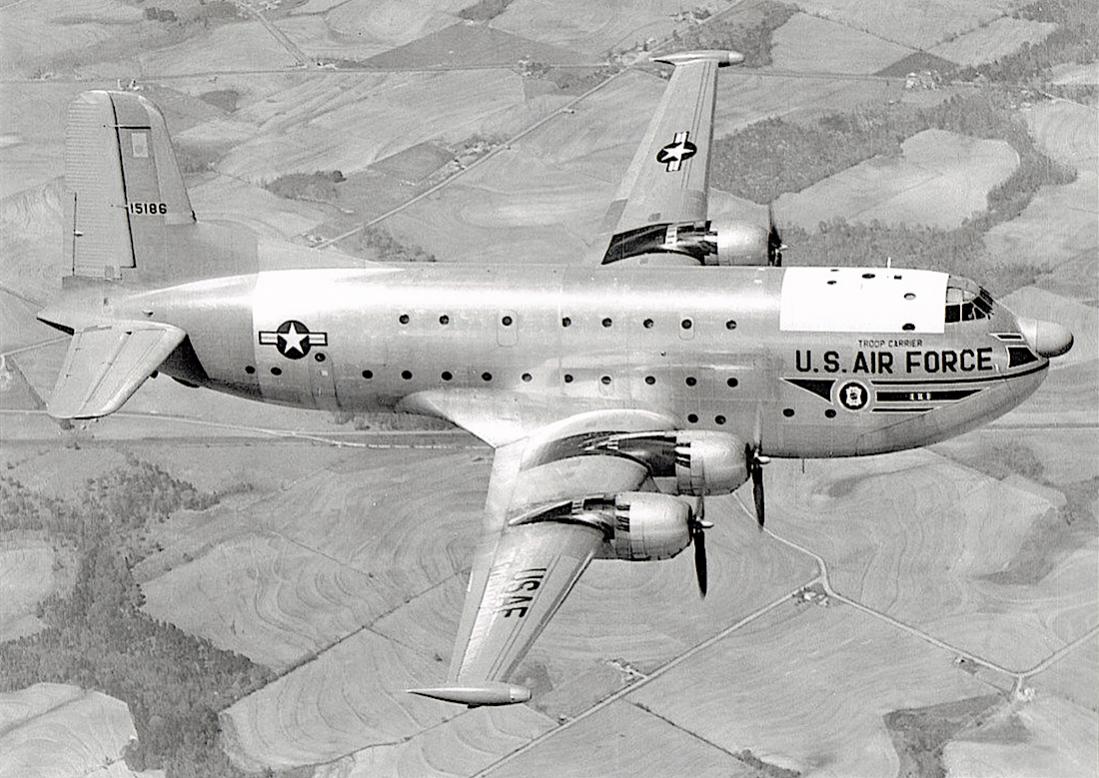 Naam: Foto 826. 51-5186 (MSN 43596). Douglas C-124A Globemaster II. Converted to C-124C. 1100 breed.jpg
Bekeken: 524
Grootte: 139,5 KB