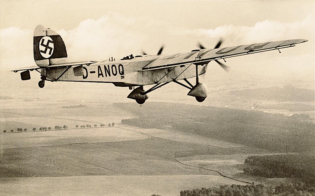 Naam: Foto 596. D-ANOQ. Dornier Do.23. 1100 breed.jpg
Bekeken: 601
Grootte: 127,9 KB