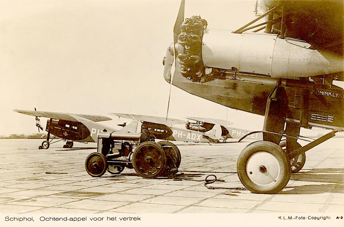 Naam: Kaart 870. Schiphol, o.a. PH-AES, PH-ADX, PH-AEI. 1100 breed.jpg
Bekeken: 623
Grootte: 131,0 KB