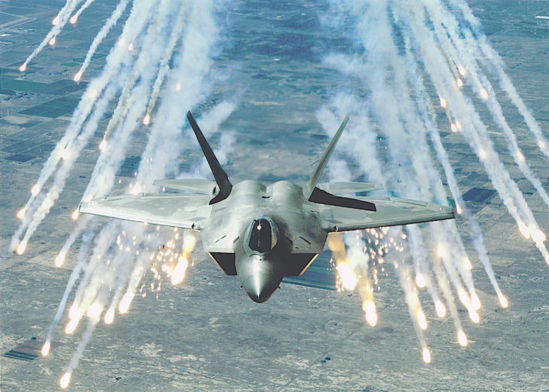 Naam: Foto 839. Lockheed F-22 Raptor. 1100 breed.jpg
Bekeken: 505
Grootte: 129,4 KB