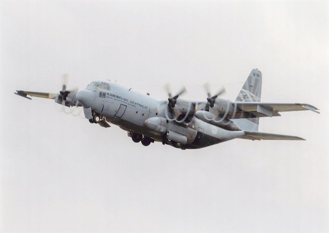 Naam: Foto 299. 781 ('Bob van der Stok'). (160608, c:n 4781) Lockheed C-130H, ex USN EC-130Q, 2e hands.jpg
Bekeken: 316
Grootte: 39,0 KB