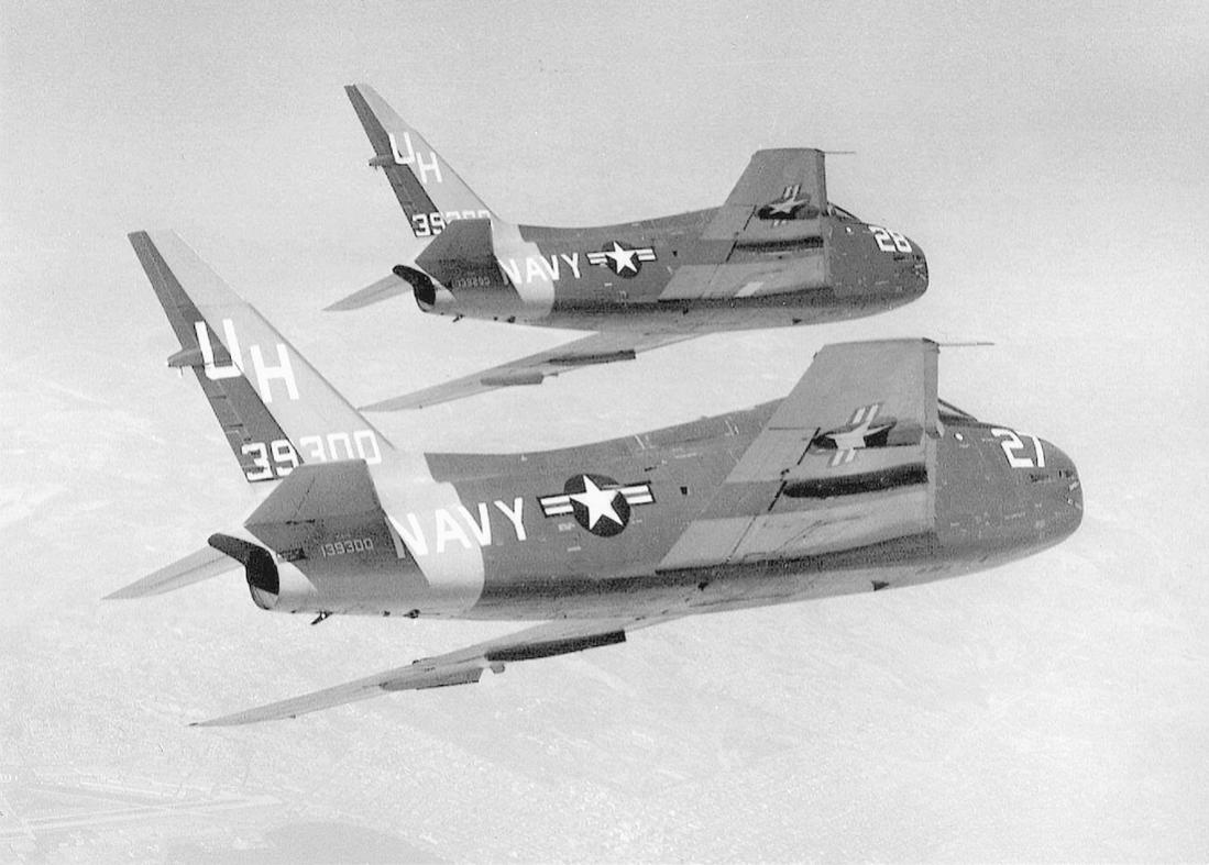 Naam: Foto 855. North American FJ-4 Fury. Redesignated F-1E in 1962. 1100 breed.jpg
Bekeken: 757
Grootte: 100,3 KB