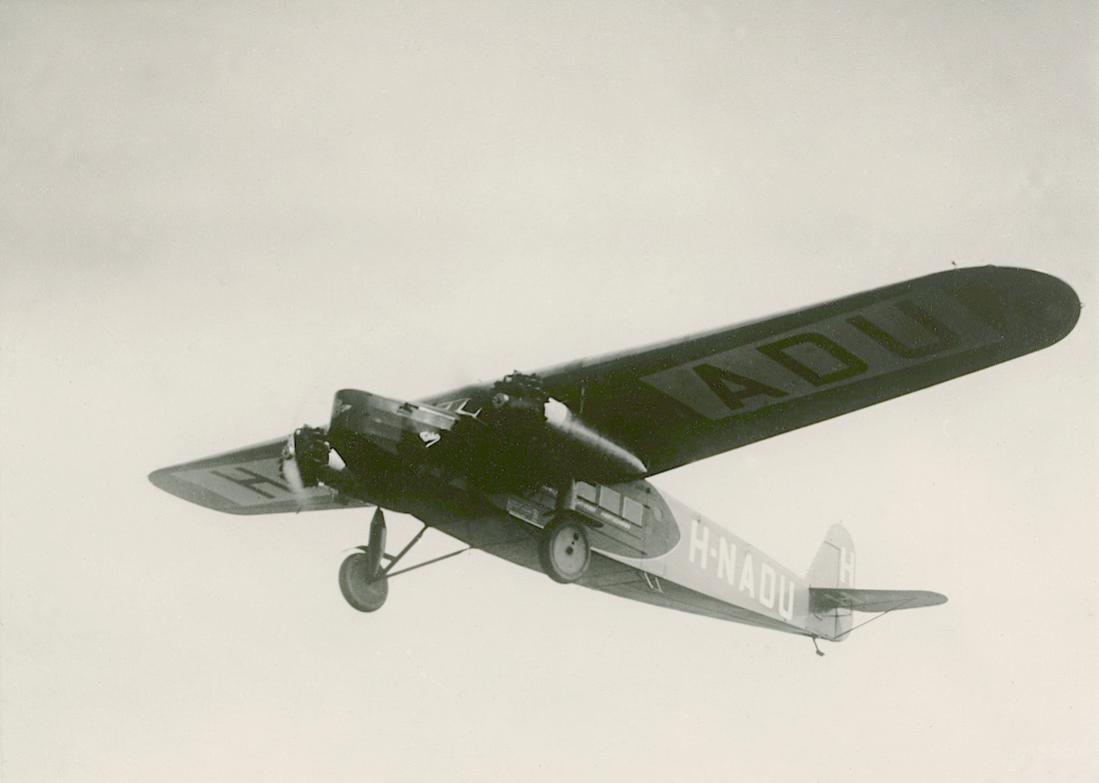 Naam: Foto 410. H-NADU. Fokker F.VIII. 1100 breed.jpg
Bekeken: 440
Grootte: 43,2 KB