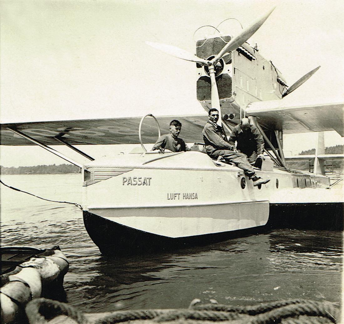 Naam: Foto 522. D-2068 %22Passat%22. Dornier Do J IIa Bos:v.a. maart 1933 Do J IIa K Bos. 100 breed.jpg
Bekeken: 414
Grootte: 160,7 KB