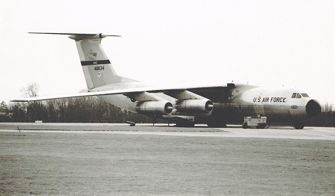 Naam: Foto 869. 64-0634. Lockheed C-141A-20-LM Starlifter. Converted to C-141B. 1100 breed.jpg
Bekeken: 218
Grootte: 72,8 KB