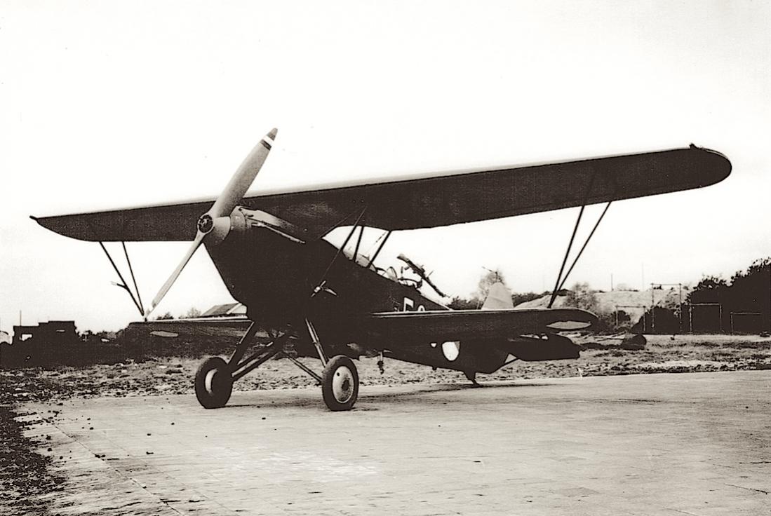 Naam: Foto 165. Fokker C.Vd met Rolls Royce Kestrel. 1100 breed.jpg
Bekeken: 305
Grootte: 94,0 KB
