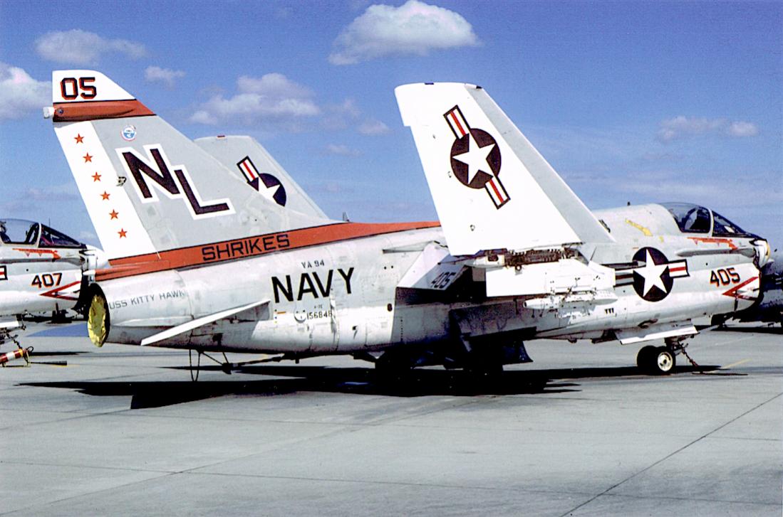 Naam: Foto 900. Ling Temco Vought A-7E-5-CV Corsair II. 1100 breed.jpg
Bekeken: 109
Grootte: 106,1 KB