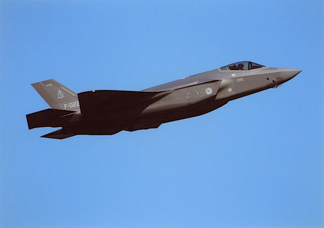 Naam: Foto 353. F-022. Lockheed Martin F-35A Lightning II. 1100 breed.jpg
Bekeken: 345
Grootte: 42,0 KB