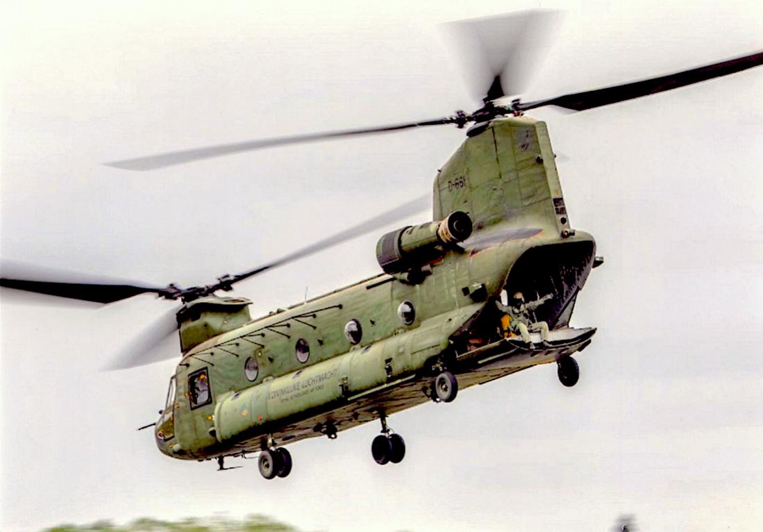 Naam: Foto 354. D-661. Boeing CH-47D. C:n M.3661:NL001. Datum in dienst 03-08-1996. Datum uit dienst 4.jpg
Bekeken: 247
Grootte: 71,5 KB