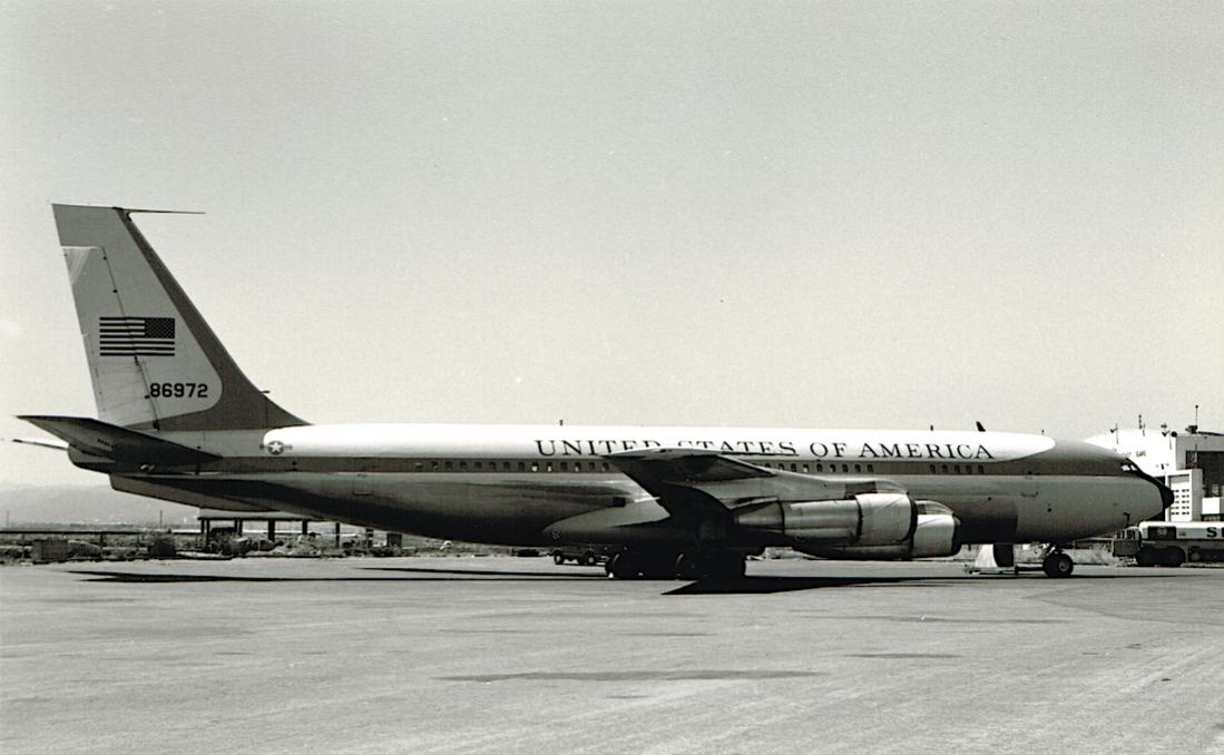 Naam: Foto 907.  58-6972 (86972). Boeing VC-137A-BN (707-153). C:n (MSN) 17927.jpg
Bekeken: 133
Grootte: 80,7 KB