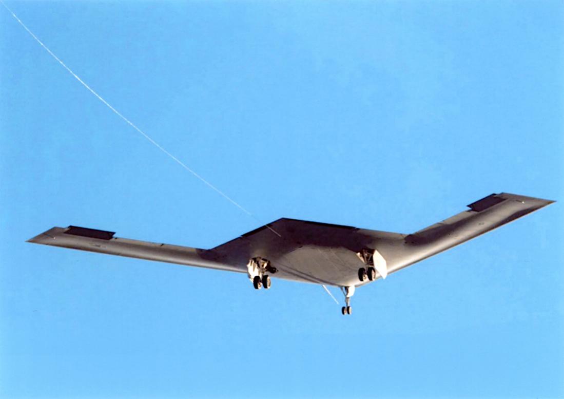 Naam: Foto 909. Northrop Grumman B-21 Raider. 1100 breed.jpg
Bekeken: 121
Grootte: 40,6 KB