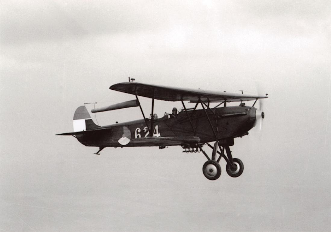 Naam: Foto 176. 624. Fokker C.Vd RR. 1100 breed.jpg
Bekeken: 128
Grootte: 60,1 KB