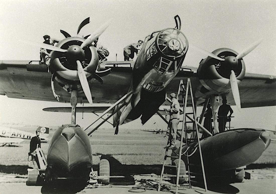 Naam: Foto 685. Heinkel He 115. 1100 breed.jpg
Bekeken: 262
Grootte: 311,4 KB