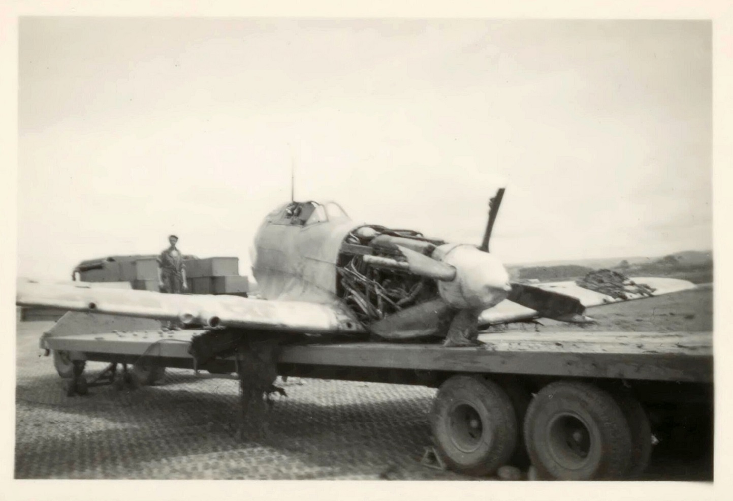 Naam: spitfire H62(mk993) rest sgt.g.noyons270149 semarang [1].jpg
Bekeken: 9
Grootte: 201,1 KB