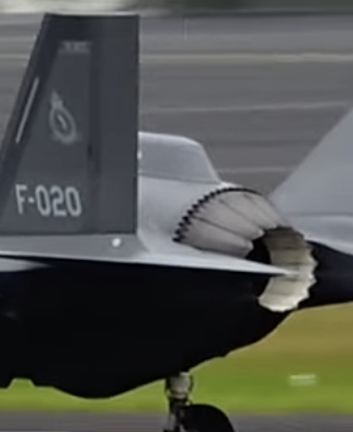 Naam: Scherm-afbeelding 2025-11-03 om 13.14.15.png
Bekeken: 40
Grootte: 127,2 KB