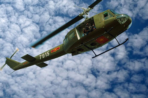 Naam: Vietnam UH-1H.jpg
Bekeken: 0
Grootte: 193,9 KB