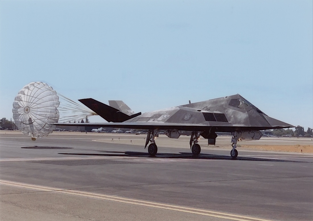 Naam: Foto 965. Lockheed Martin F-117A Nighthawk - 2.9.24. 0004. 1100 breed.jpg
Bekeken: 54
Grootte: 185,0 KB