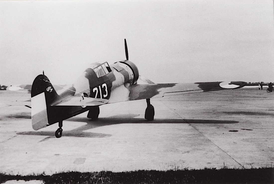 Naam: Foto 195. 213. Fokker D.XXI - map 23:7:24. D.21.0015 - 1100 breed.jpg
Bekeken: 47
Grootte: 239,4 KB