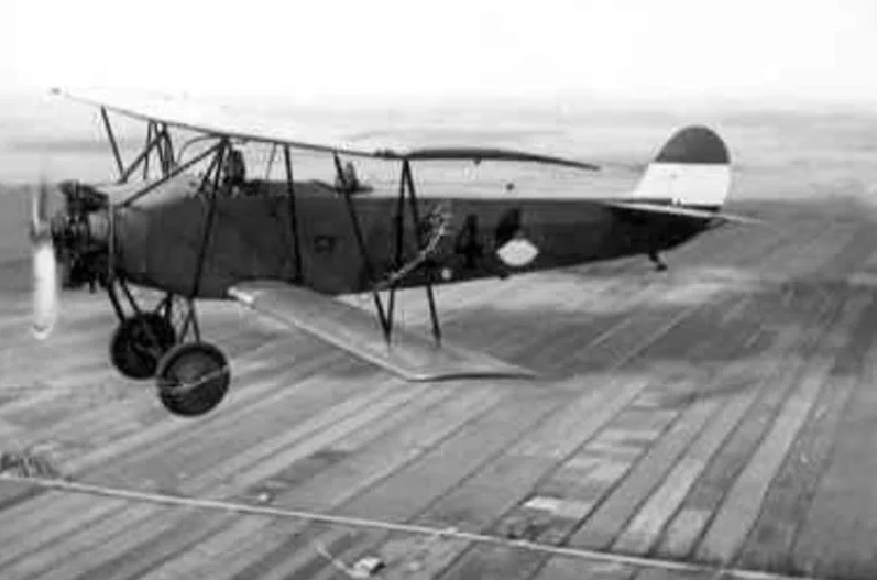 Naam: fokker-s-iv-lesvliegtuig.jpg
Bekeken: 18
Grootte: 61,6 KB