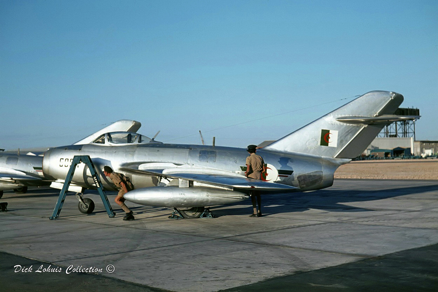 Naam: 599549732_4376136479338759_994174165523768319_n.jpg
Bekeken: 63
Grootte: 358,9 KB