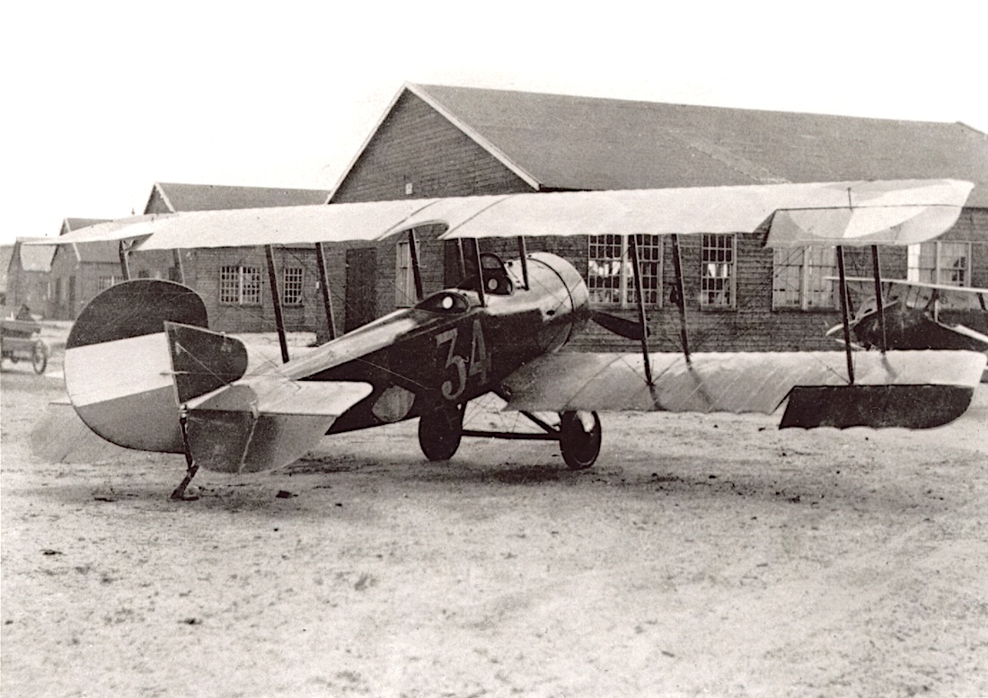 Naam: Foto 201. 34 (later S413). Sopwith 1�-Strutter - map KEV v.a. 3.7.24 - KEV.5.0014 - 1100 breed.jpg
Bekeken: 65
Grootte: 283,9 KB
