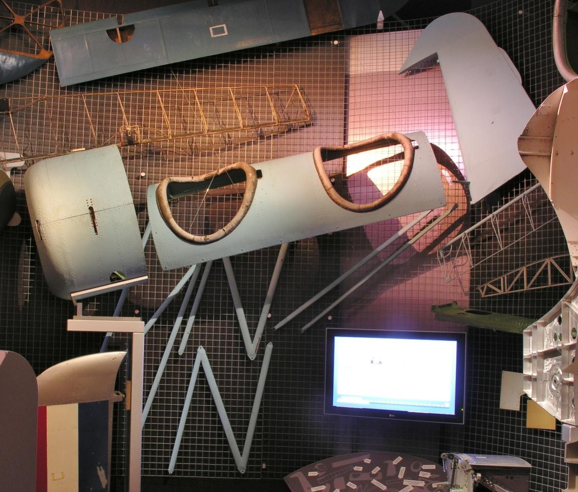 Naam: Fokker S.9 MLM.jpg
Bekeken: 1284
Grootte: 178,0 KB