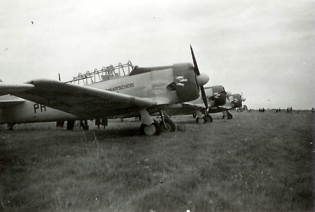 Naam: Gilze-Rijen.jpg
Bekeken: 2731
Grootte: 46,2 KB