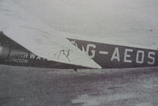 Naam: Fokker F.XII G-AEOS met driepoot op linker vleugeltip.jpg
Bekeken: 404
Grootte: 221,4 KB