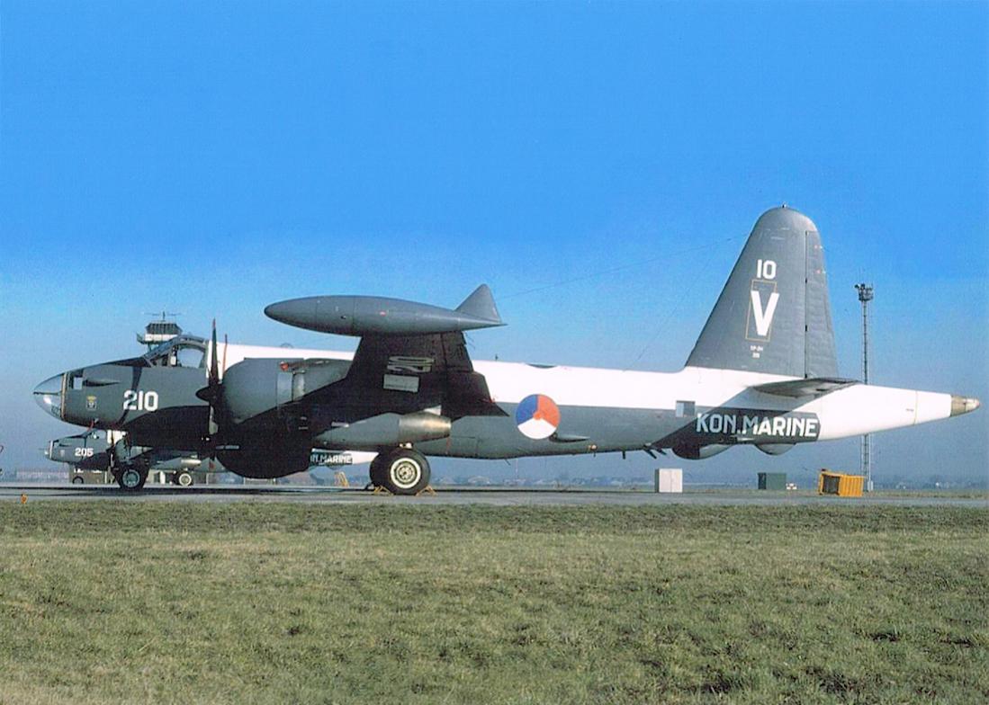 Naam: '210' en '205'. Lockheed SP-2H Neptune, kopie 1100.jpg
Bekeken: 994
Grootte: 107,0 KB