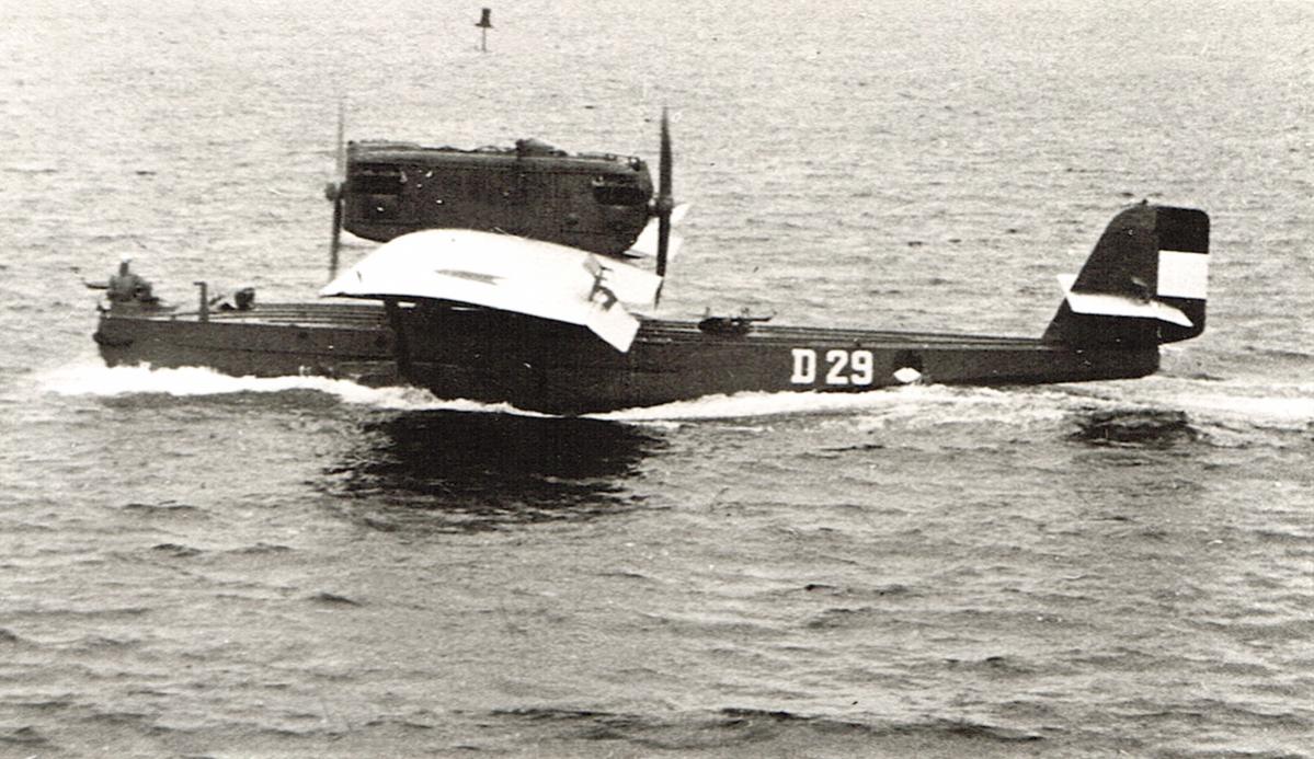 Naam: Foto. 'D-29'. Dornier Wal.jpg
Bekeken: 459
Grootte: 138,4 KB