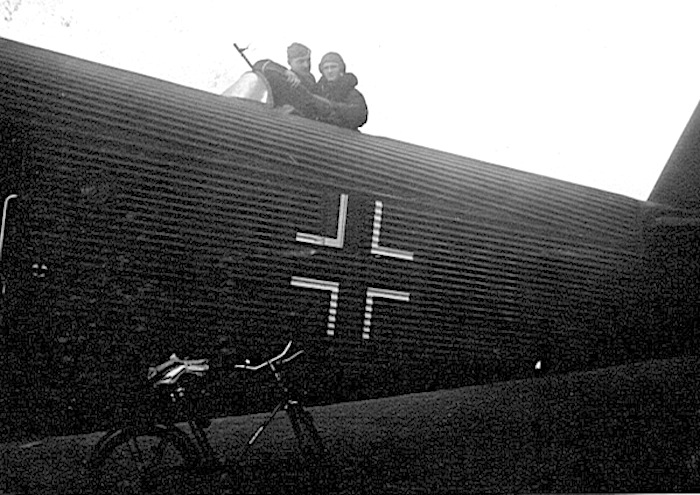 Naam: 13. Ju 52. Nederlandse fiets?.jpeg
Bekeken: 7109
Grootte: 127,1 KB