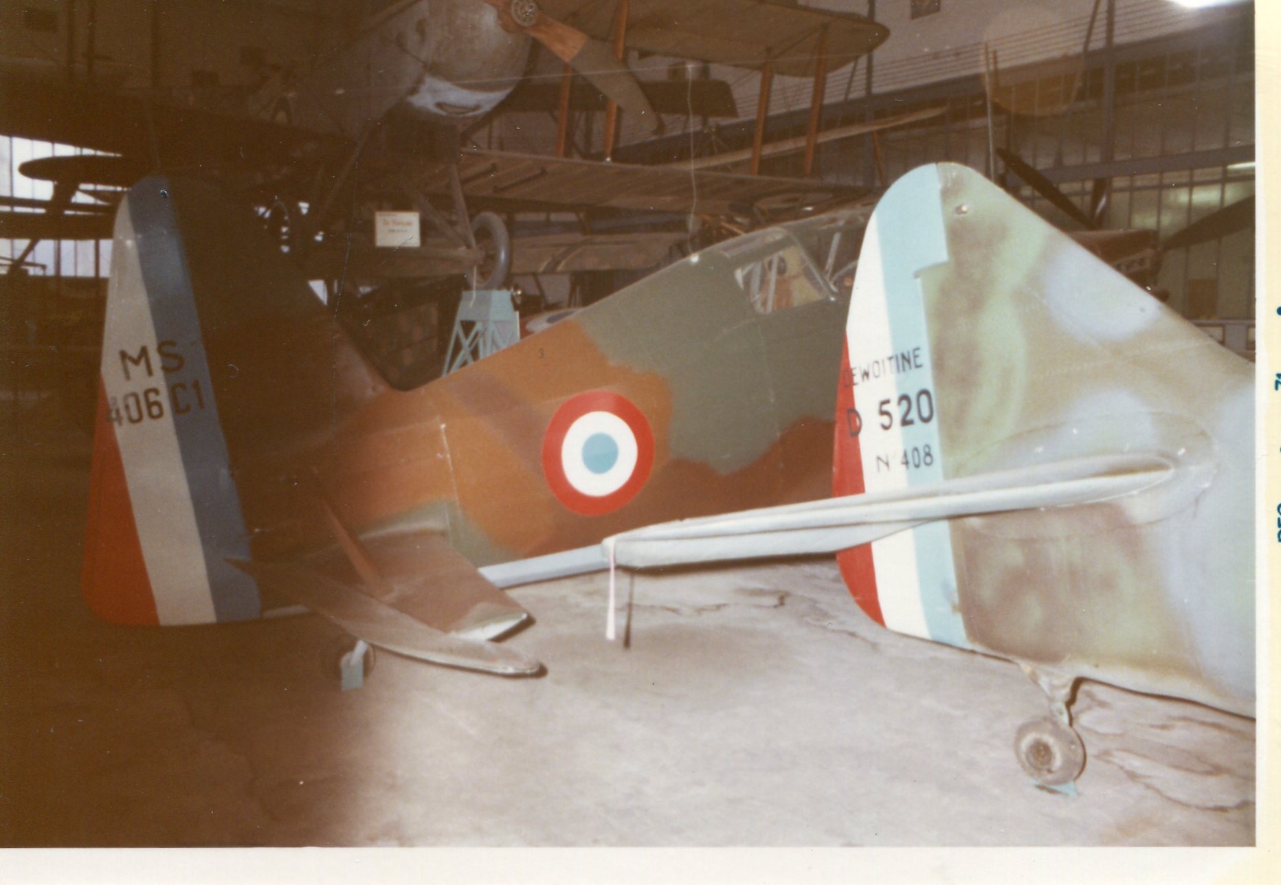 Naam: MS 406 Dewoitine - musee de l ' air - Parijs. (3)+.jpg
Bekeken: 1096
Grootte: 235,8 KB