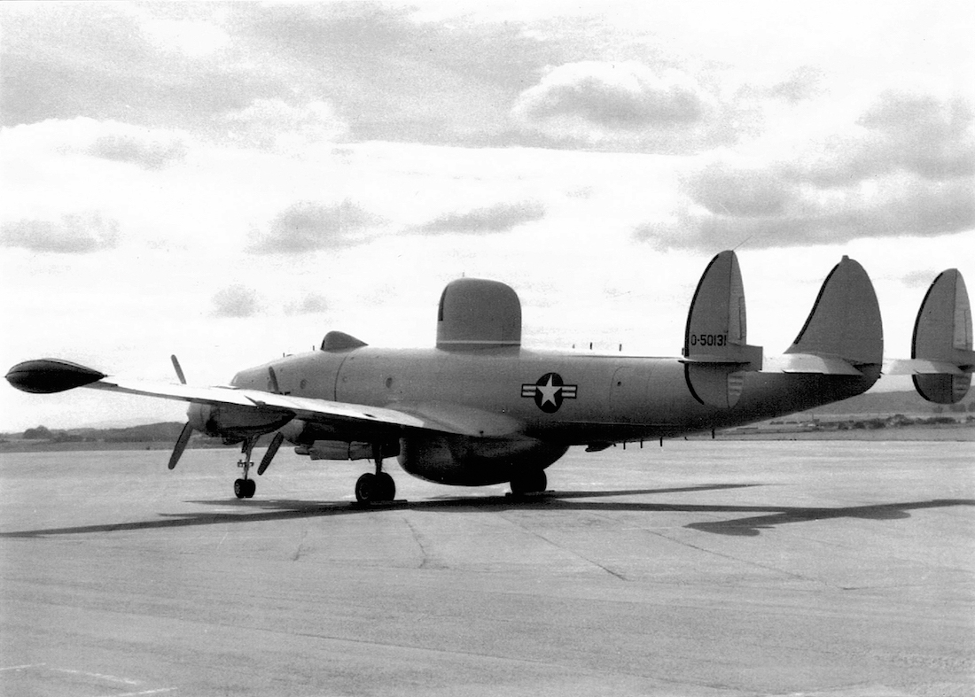 Naam: Foto 546. Lockheed RC-121D-LO (Model 1049A-55-86) (0-50131 : 55-131). Conv. to EC-121D, then to.jpeg
Bekeken: 291
Grootte: 477,2 KB