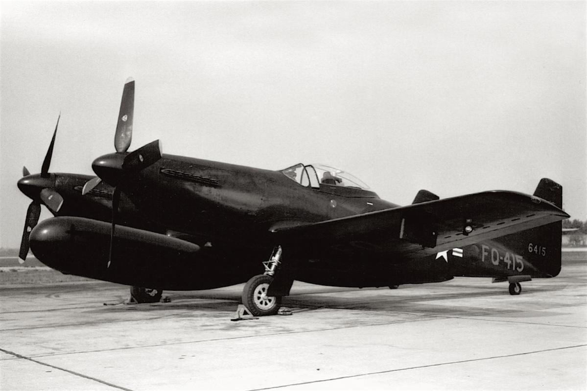 Naam: Foto 335. North American F-82F Twin Mustang (46-0415). US Air Force, kopie.jpg
Bekeken: 335
Grootte: 86,8 KB