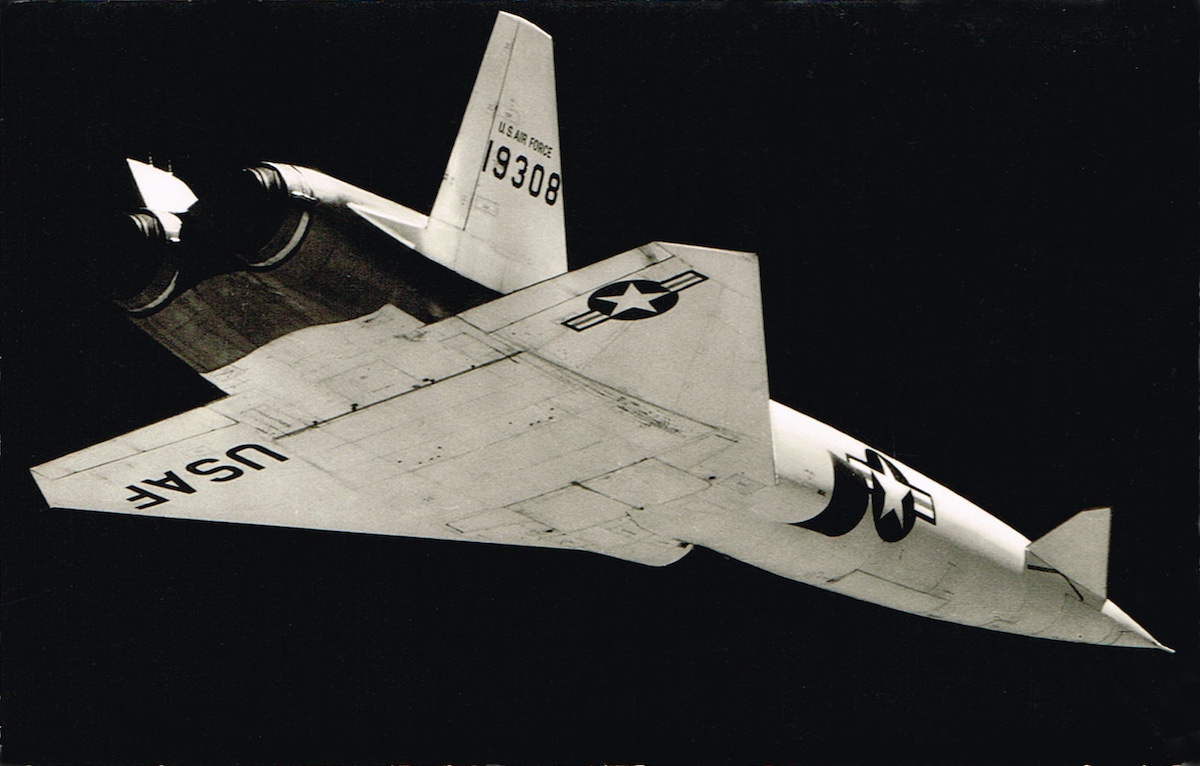 Naam: Foto 373. North American X-10, kopie.jpg
Bekeken: 709
Grootte: 218,3 KB