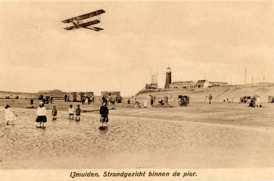 Naam: Kaart 918. IJmuiden, Strandgezicht binnen de pier. 1100 breed.jpg
Bekeken: 518
Grootte: 98,9 KB