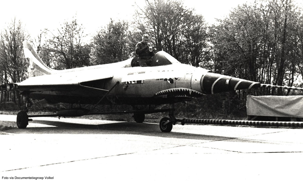 Naam: StarHunter_2.jpg
Bekeken: 1290
Grootte: 228,9 KB