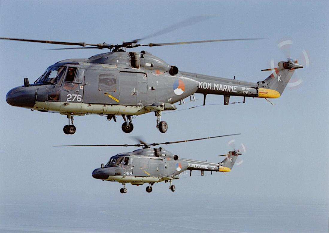 Naam: #459. 276 (SH-14C) en 269 (SH-14B). Westland Lynx. Beide in 1995 verbouwd tot SH-14D. 1100 breed.jpg
Bekeken: 39
Grootte: 74,4 KB