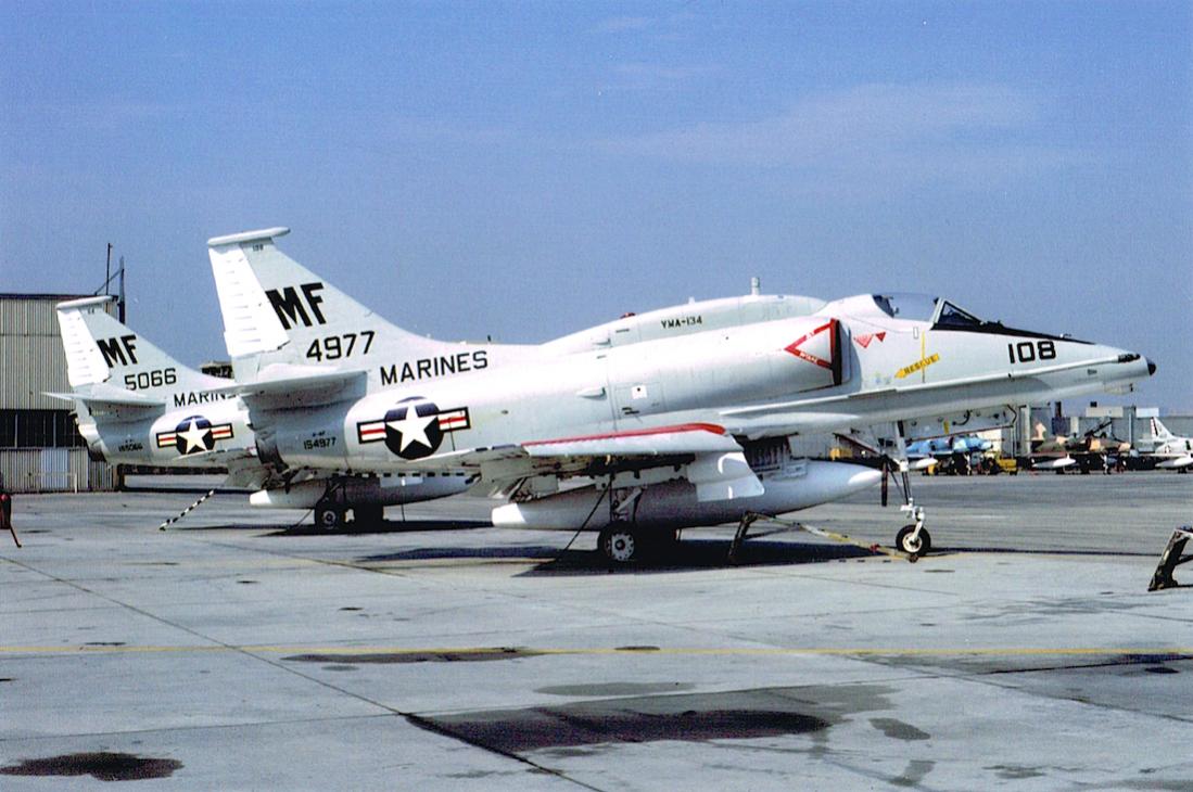 Naam: Foto 568. Douglas A-4F (154977). US Marines, VMA-134. 1978, kopie 1100.jpg
Bekeken: 335
Grootte: 104,1 KB